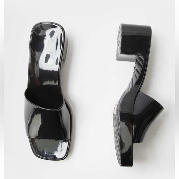 NIB TILLYS 90s 00s Retro Inspired Qupid Black Chunky Mules - Picture 2 of 5